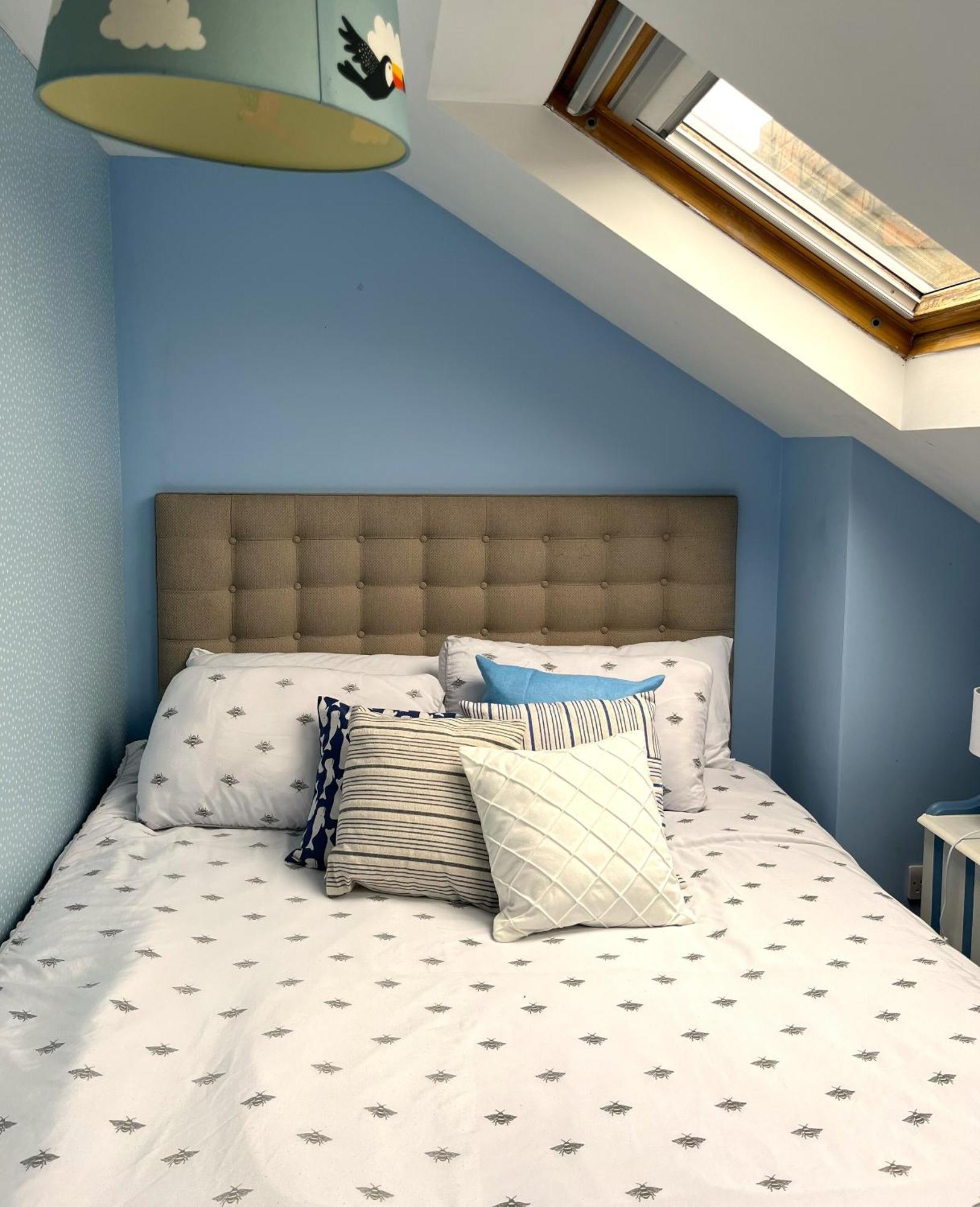 Charming Cottage Retreat With Garden - Sleeps 12 Bristol Zewnętrze zdjęcie